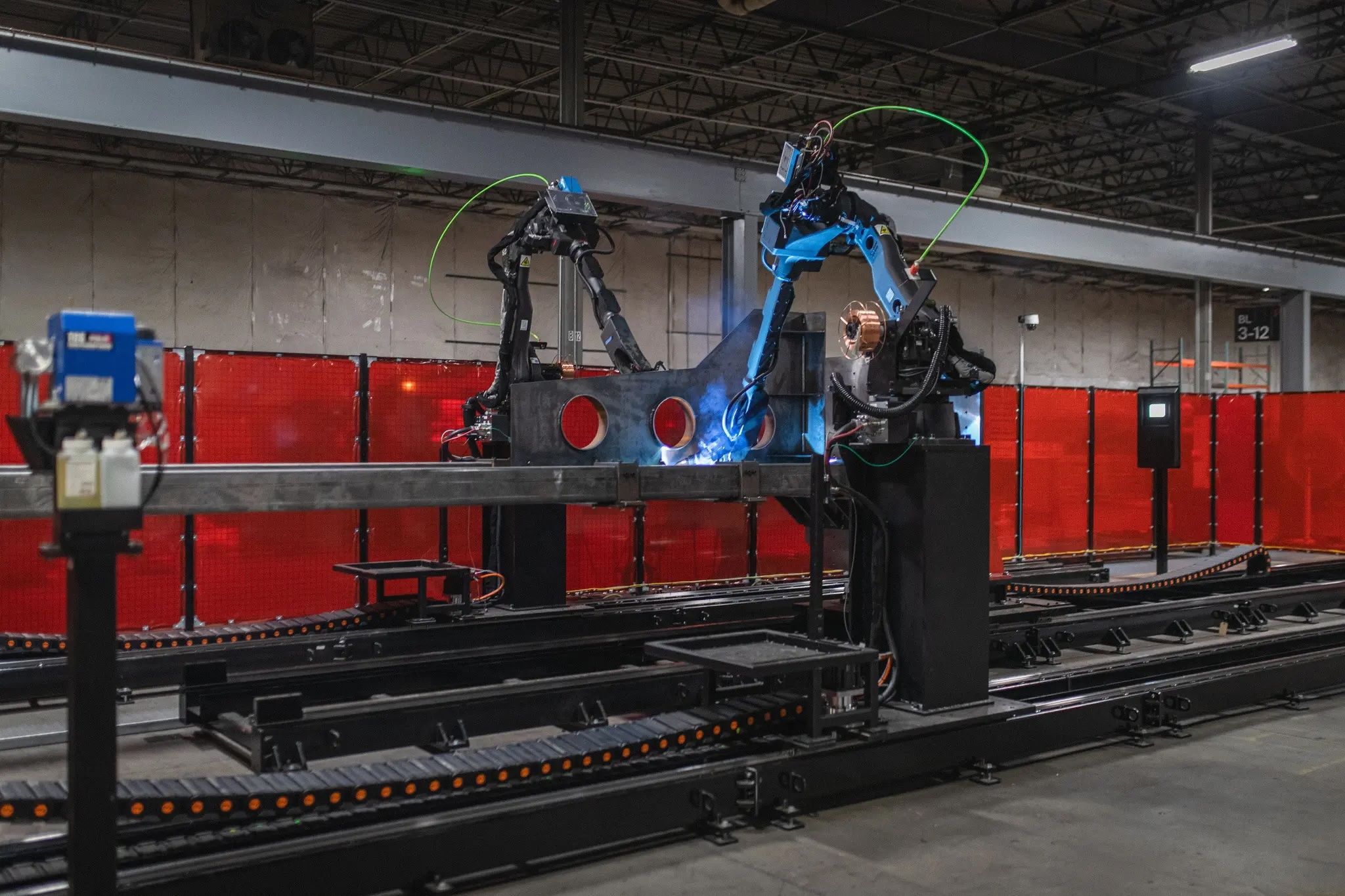 HII signs up to $900M agreement with Path Robotics, GrayMatter Robotics